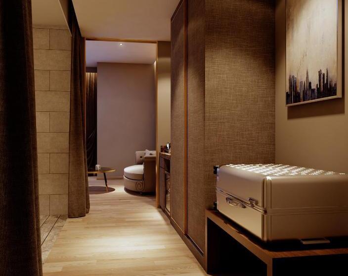 اتاق لوکس, The Granite Luxury