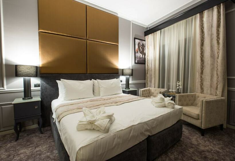 Номер Deluxe, Peninsula Boutique