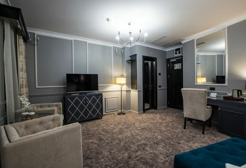 Номер Deluxe, Peninsula Boutique