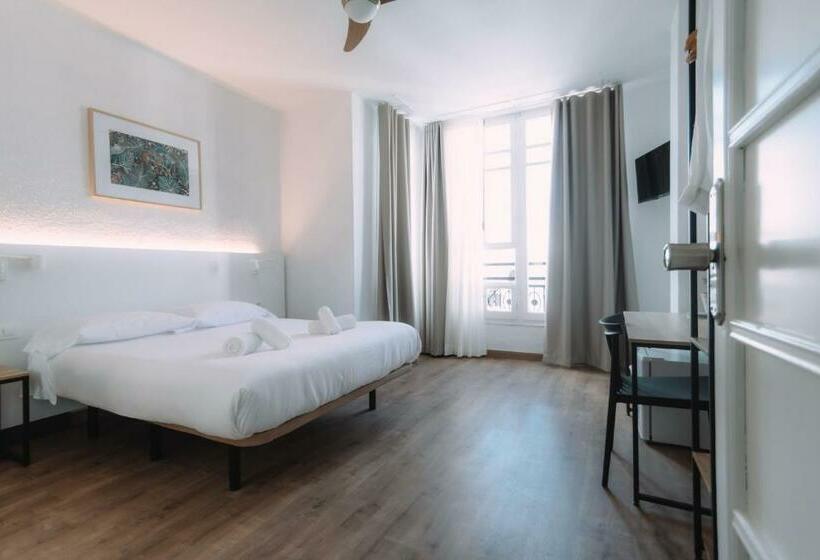 اتاق سوپریور, Concept Rooms