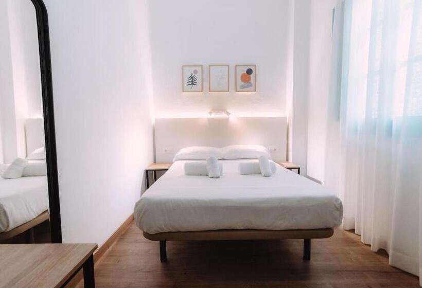 اتاق استاندارد با سرویس بهداشتی مشترک, Concept Rooms