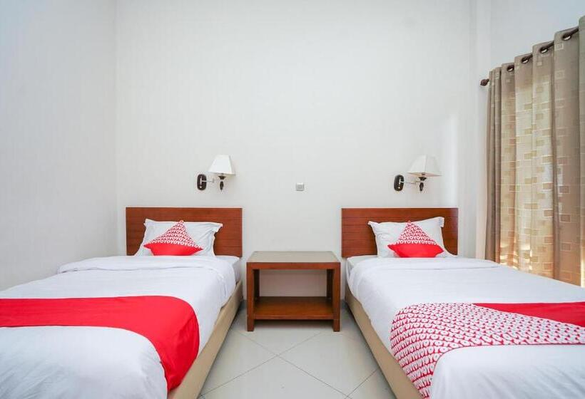 Номер Deluxe, Capital O 1430 Hotel Ratna Syariah