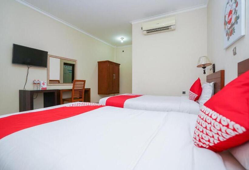 Номер Deluxe, Capital O 1430 Hotel Ratna Syariah