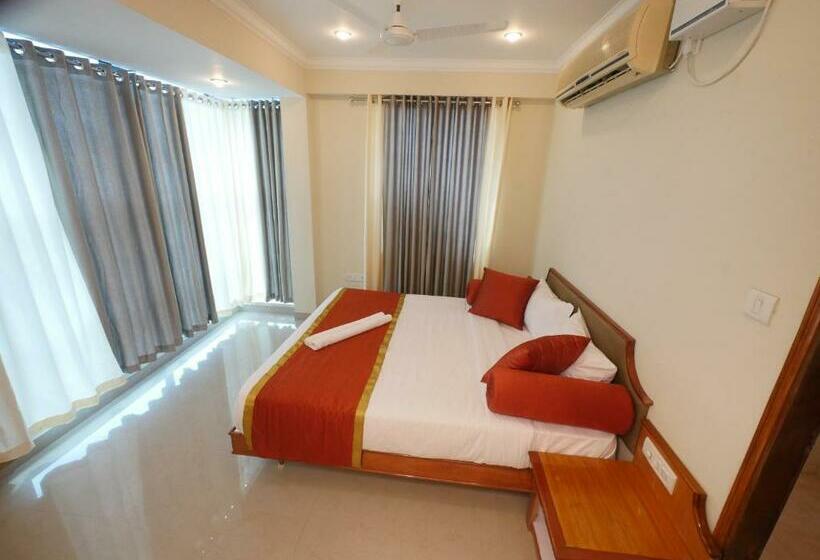 Suite, Pepper Residency
