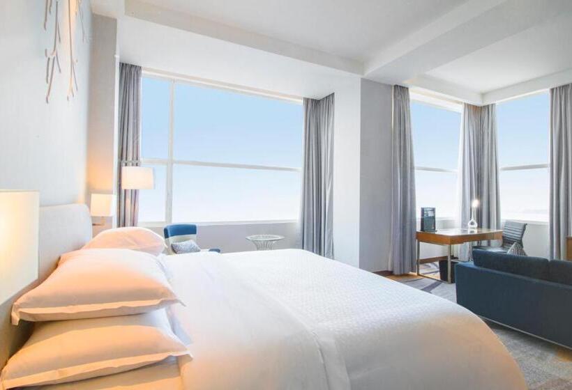 바다 전망 스위트, Four Points By Sheraton Manado