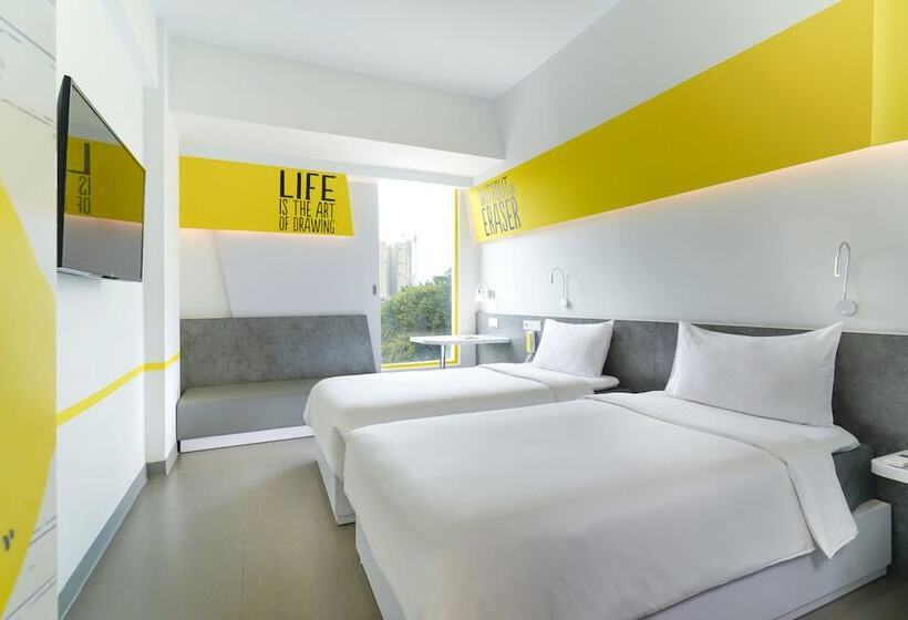 Номер Стандарт, Yello Hotel Manggarai