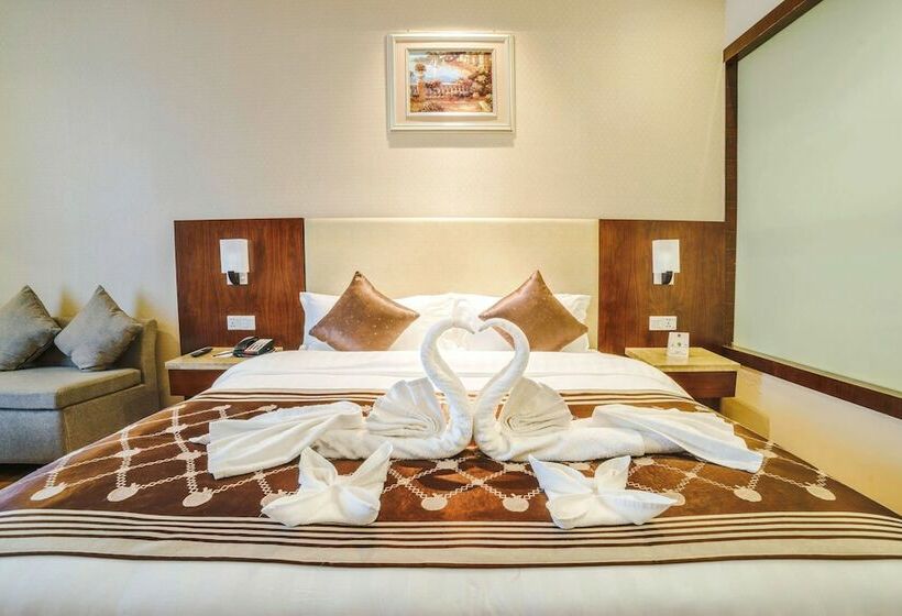 غرفة ديلوكس, Clarion Inn Jaipur