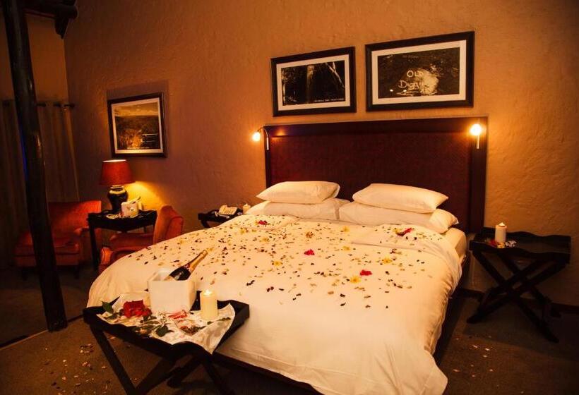 Президентский Люкс, Mount Sheba Rainforest Hotel & Resort