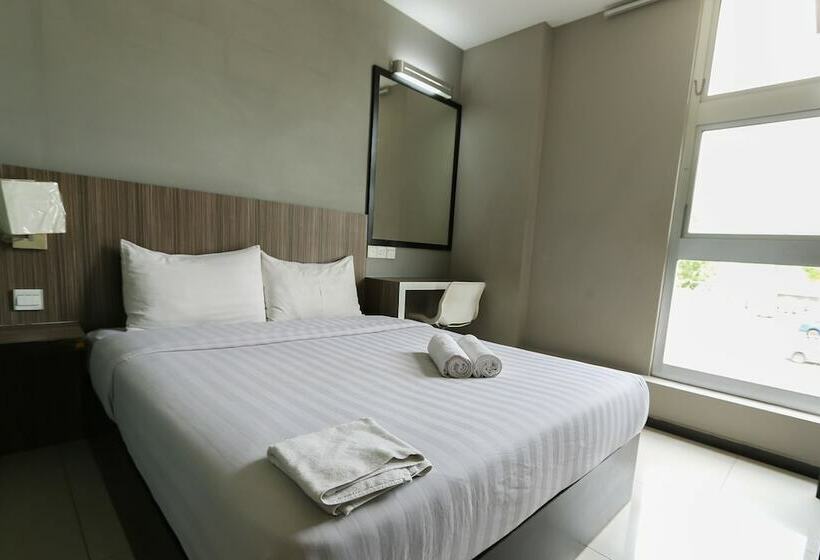 اتاق لوکس, 99   Bandar Botanik Klang