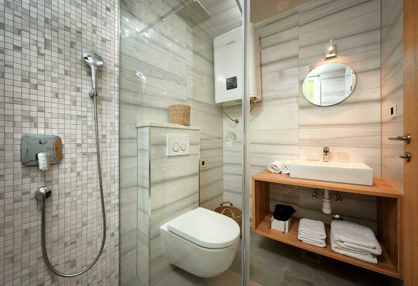 اتاق استاندارد, Ibella Luxury Rooms