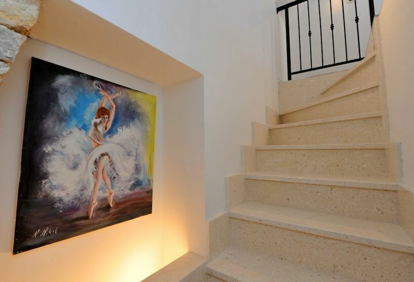 اتاق لوکس با چشم‌انداز شهر, Ibella Luxury Rooms