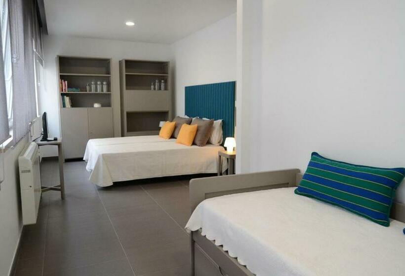 Семейный Номер, Lab Hostel Nazare