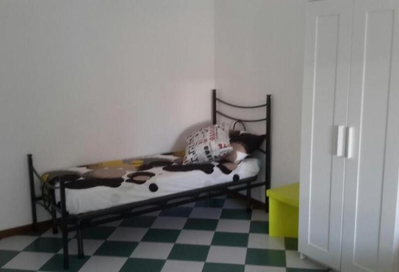 Номер Economy, Nightstars B&b