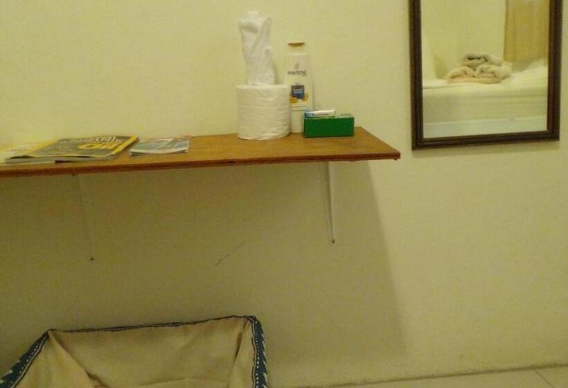اتاق استاندارد, Hacienda Tropical Guest House