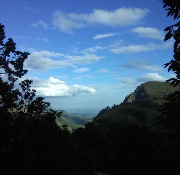 Quarto Estandar Vista Montanha, Ella Ostella