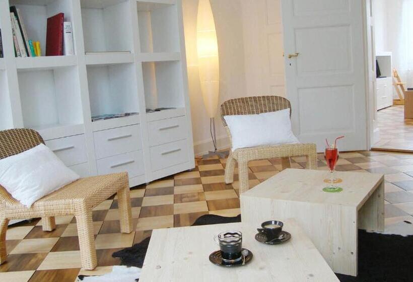 غرفة قياسية حمام مشترك, B&b Laupenring, Basel