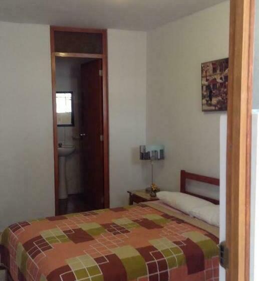 غرفة قياسية, Hostal La Estancia