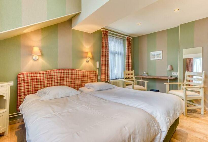 Номер Стандарт, Hôtel Le Cor De Chasse