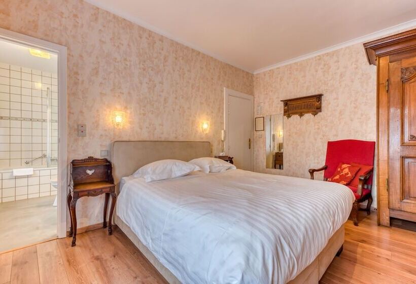 Номер Стандарт, Hôtel Le Cor De Chasse