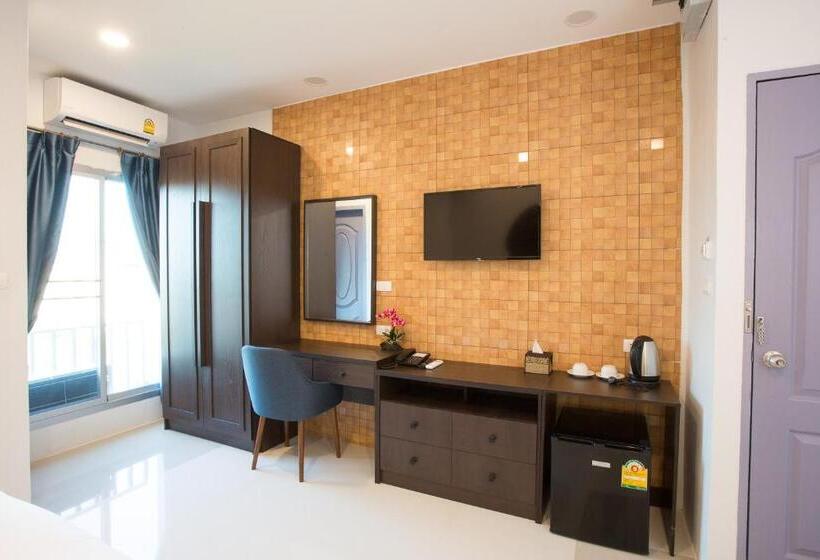 اتاق لوکس با تخت بزرگ, Pongsakorn Boutique Resort