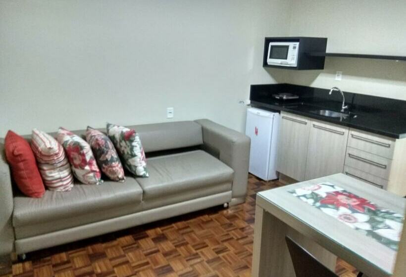 استودیوی استاندارد, Soratur Hotel & Coworking