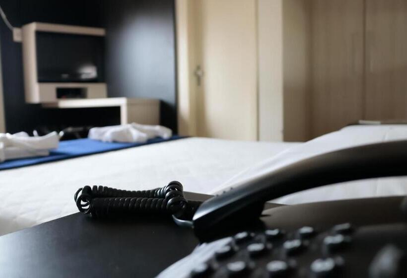 اتاق سوپریور خانوادگی, Soratur Hotel & Coworking