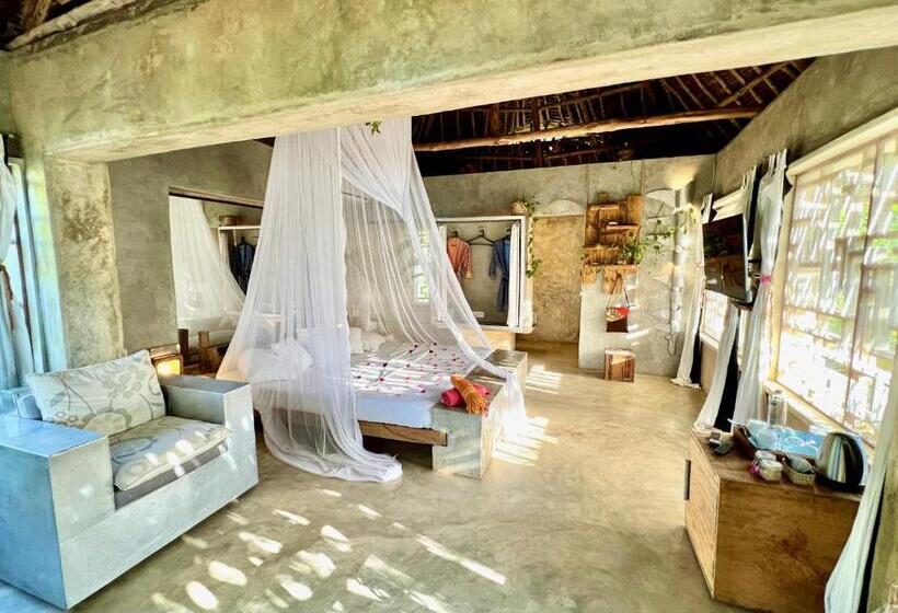 Deluxe Suite King Bed, Rock And Sea Resort