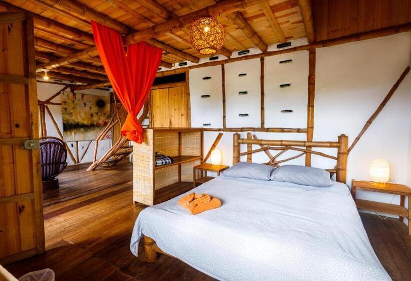 اتاق خانوادگی, La Casa De Francois