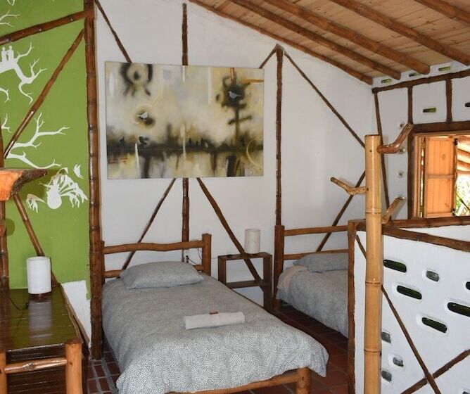 اتاق استاندارد, La Casa De Francois