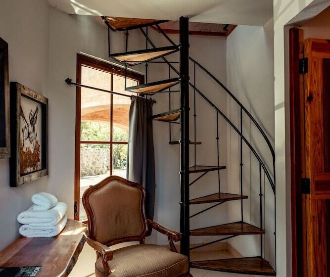 Quarto standard, Bambuda Castle