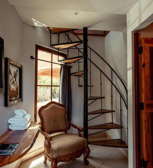 Quarto standard, Bambuda Castle