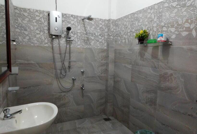 Quarto Triplo Comfort, Ging View Villa