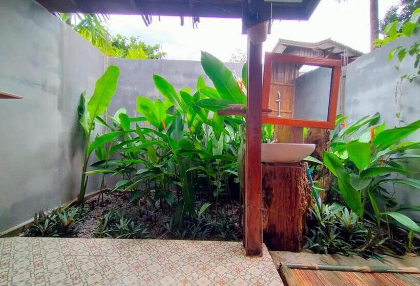 بانگلوی سوپریور, Phoxay Ngam Resort