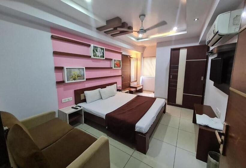 Quarto Estandar, Kalinga Lake View