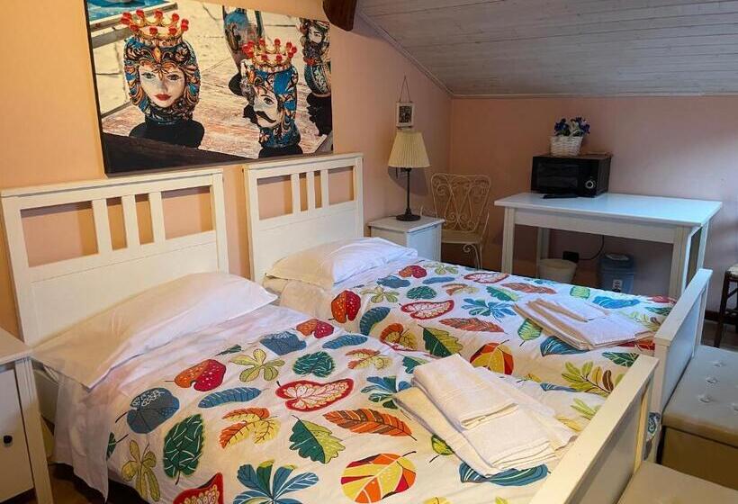 اتاق لوکس, B&b Etna Country