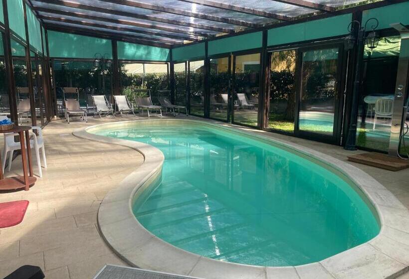اتاق لوکس, B&b Etna Country