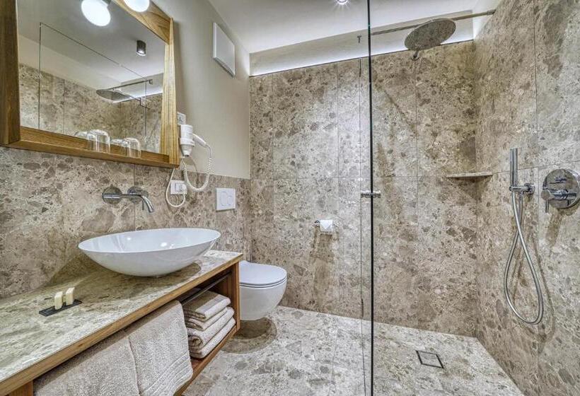 Номер Стандарт с Балконом, Eco Bnb & Apartments Bründlerhof