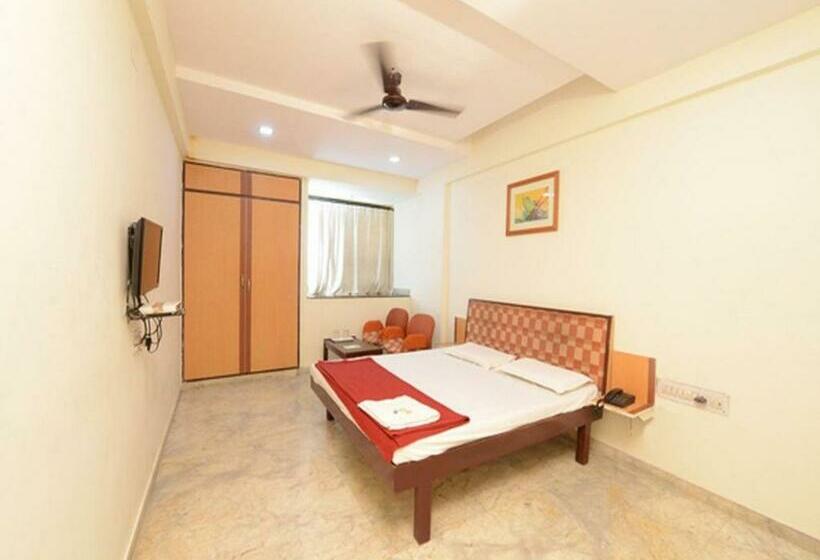 Номер Deluxe, Rahi Inn
