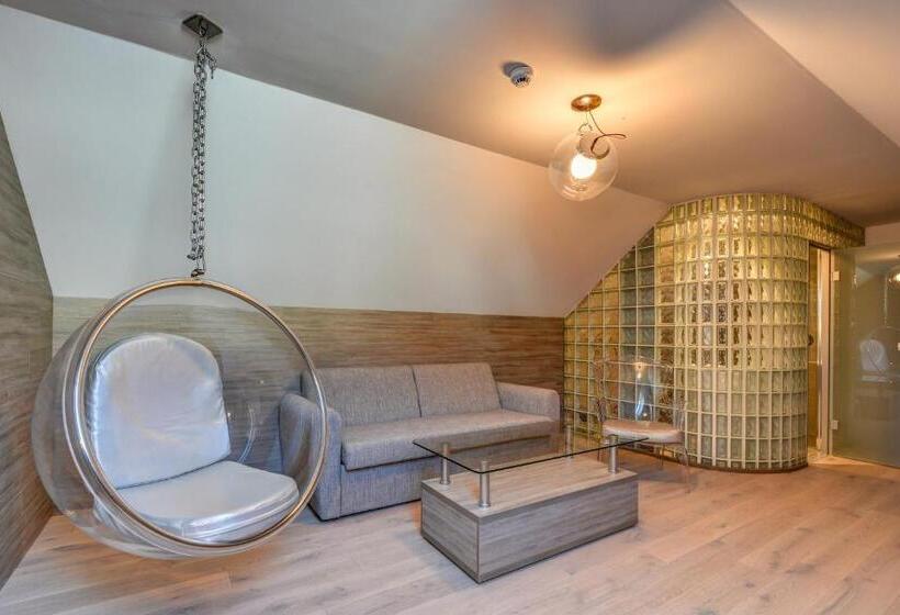 سوییت جونیور, Amenity Hotel & Resort špindlerův Mlýn