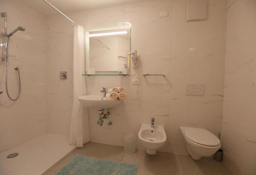 Номер Стандарт, Stampfer B&b