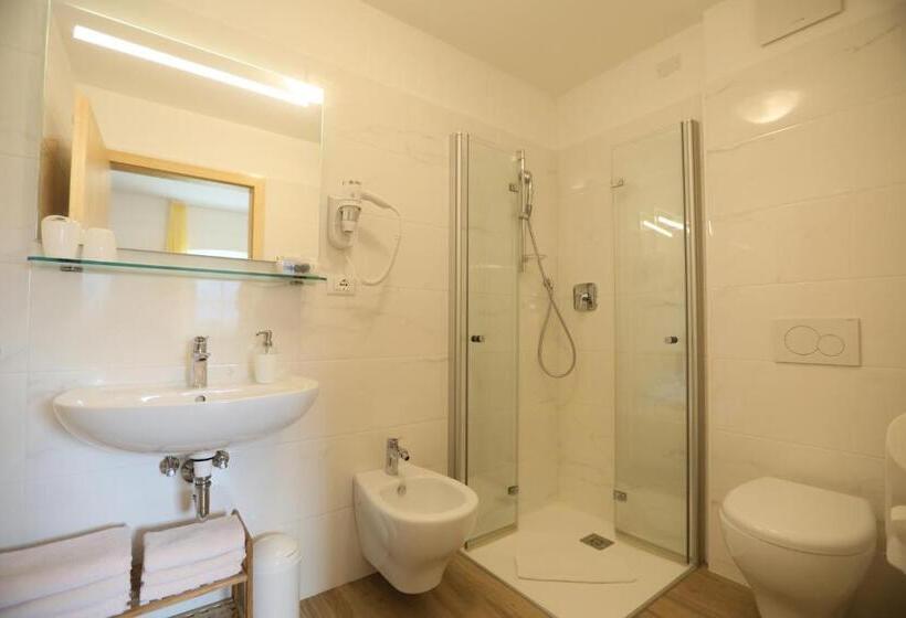 Номер Стандарт Трехместный, Stampfer B&b