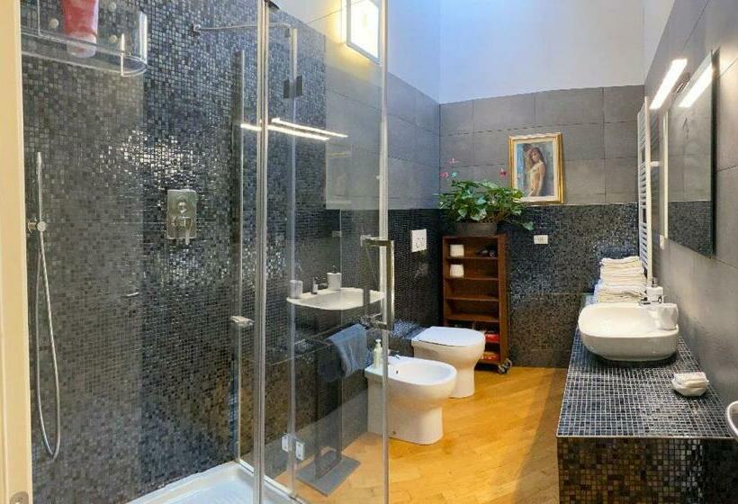 اتاق لوکس خانوادگی, Maison 26   Luxury Suites
