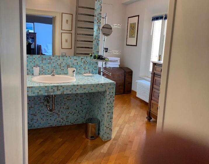 سوییت لوکس, Maison 26   Luxury Suites