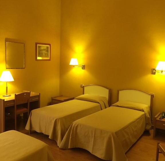 Четырехместный Номер Стандарт, Relais Filonardi