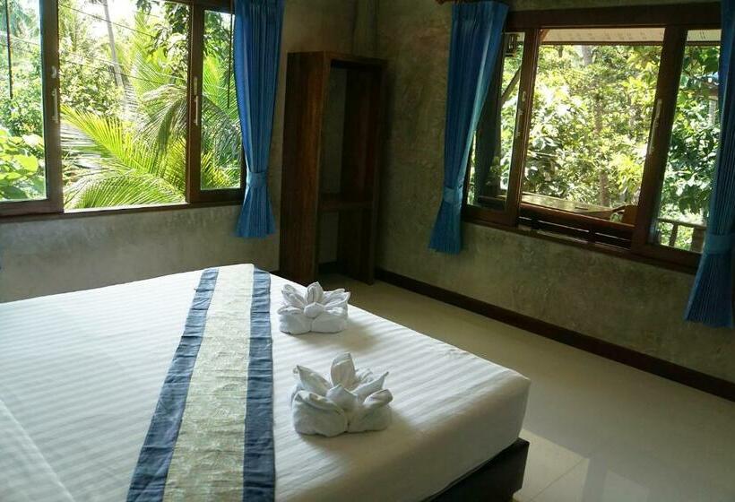 带大床的套房, Wonderland Healing Center