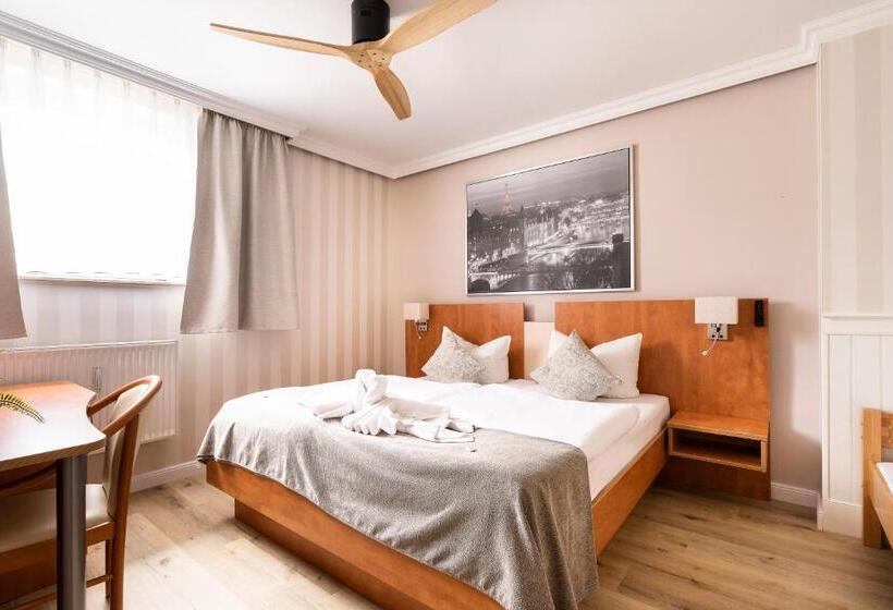 スタンダードトリプルルーム, Cityhotel Bernburg