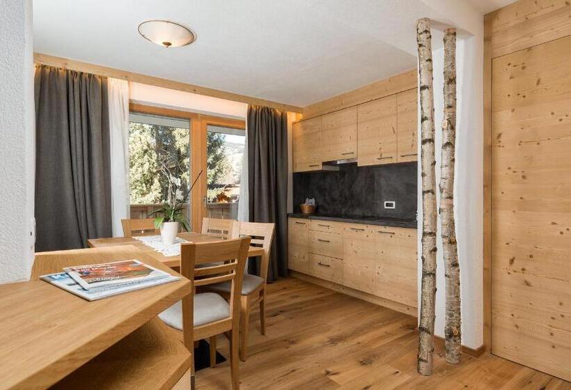 Апартаменты 1 Спальня Вид на Сад, Residence Garni Stella