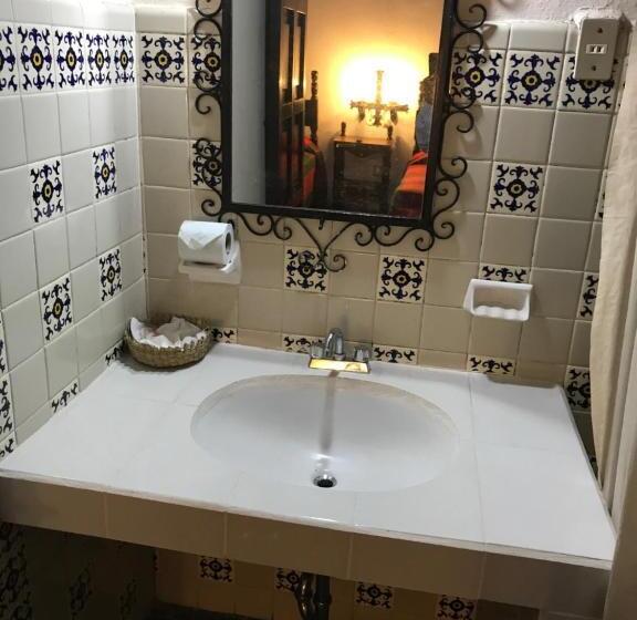 Четырехместный Номер Стандарт, Villa De Flores