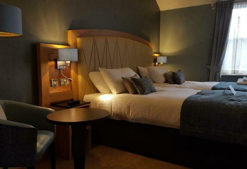 Номер Стандарт, The Bull & Stirrup Hotel Wetherspoon