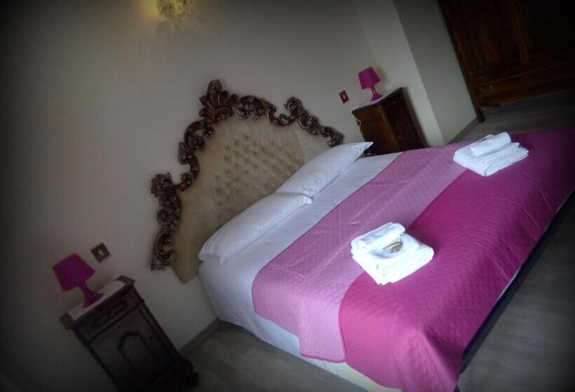Номер Стандарт Трехместный, Albergo Motta